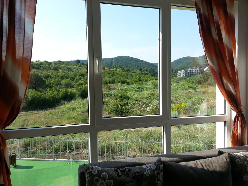 Menada Butterfly Apartment Sveti Vlas Kamer foto