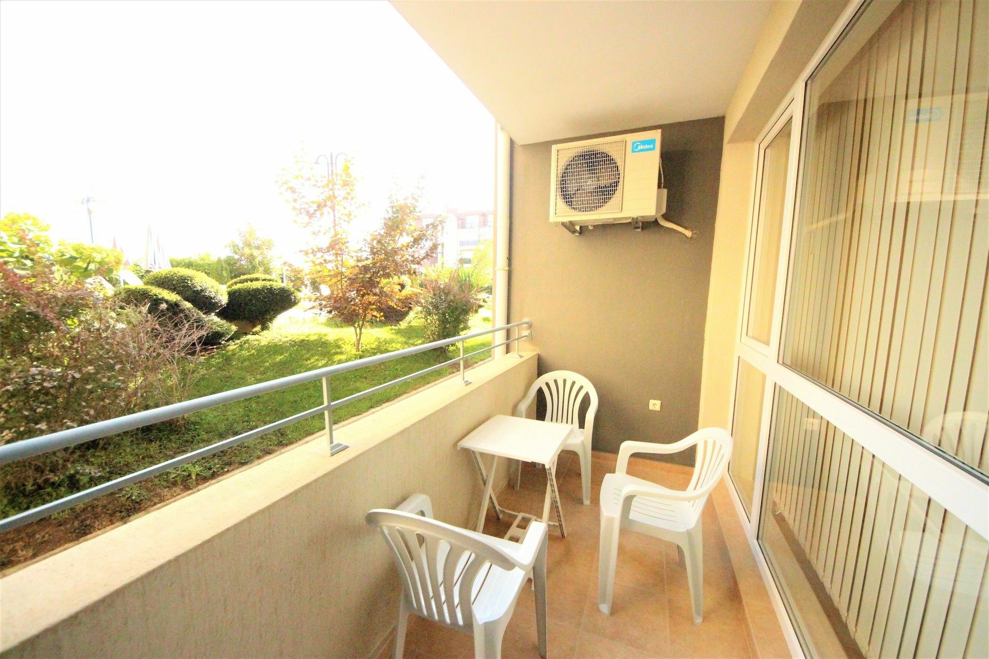 Menada Butterfly Apartment Sveti Vlas Buitenkant foto