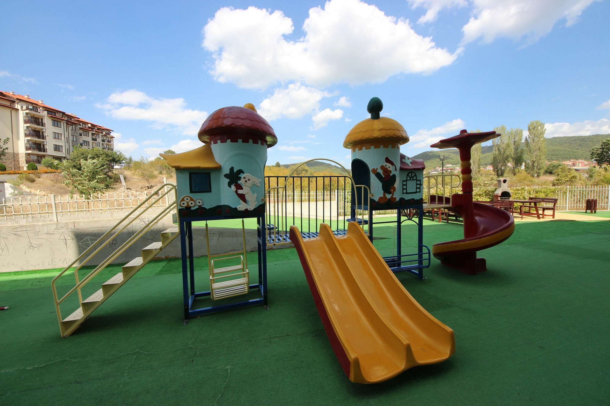 Menada Butterfly Apartment Sveti Vlas Buitenkant foto