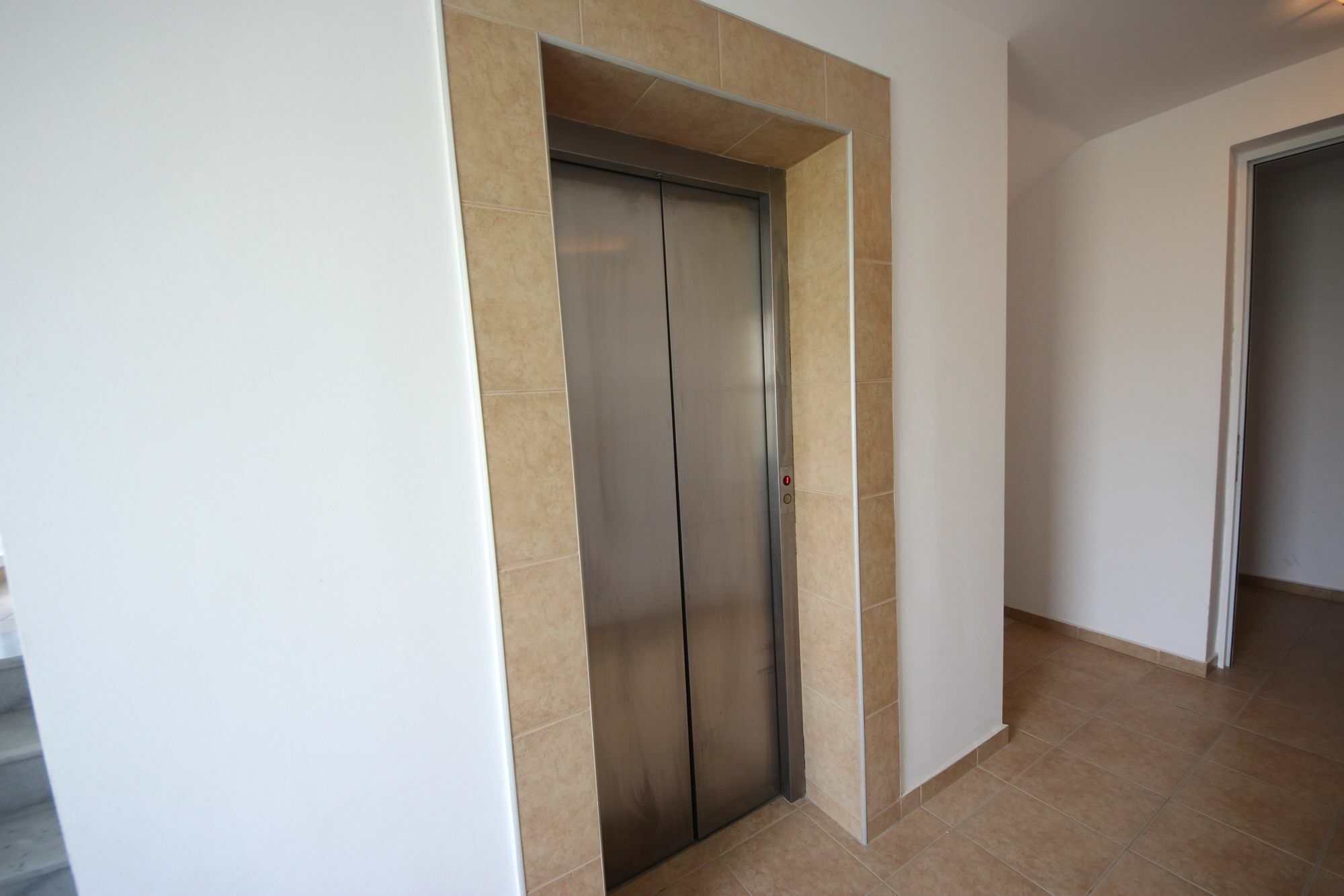 Menada Butterfly Apartment Sveti Vlas Buitenkant foto