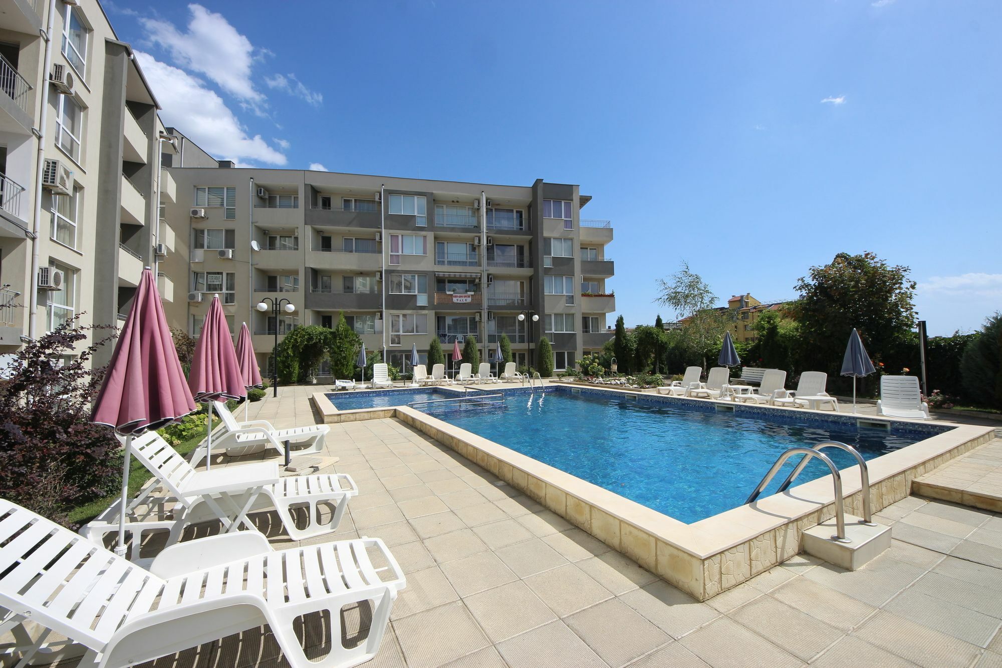 Menada Butterfly Apartment Sveti Vlas Buitenkant foto
